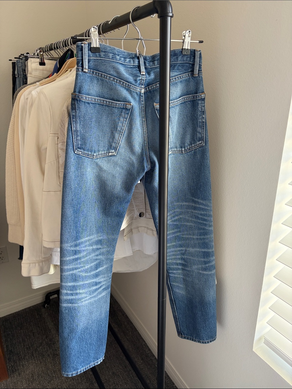 Frame Denim Rigid Re-Release - Picture 4 of 6